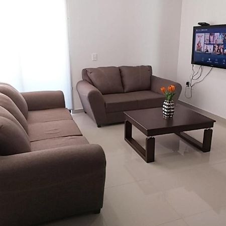 Renta Vacacional A 2 Cuadras De La Playa O Malecon De Mazatlan Apartment Exterior foto